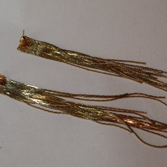 Long Gold Tone Chain Pierced Earrings Posts Jewelry Cocktail Evening Par… - Picture 8 of 9